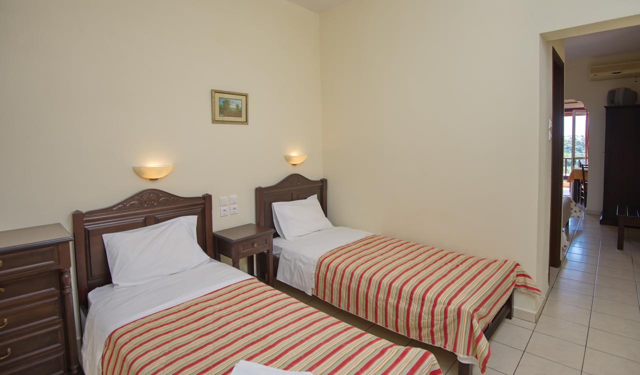 Apartamento Pansion Nikos Patitírion Exterior foto